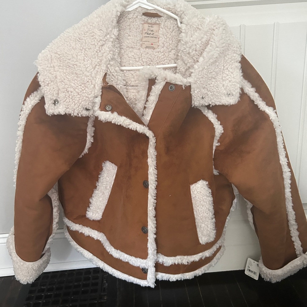New with tags free people Vegan leather Sherpa coat - Picture 5 of 6